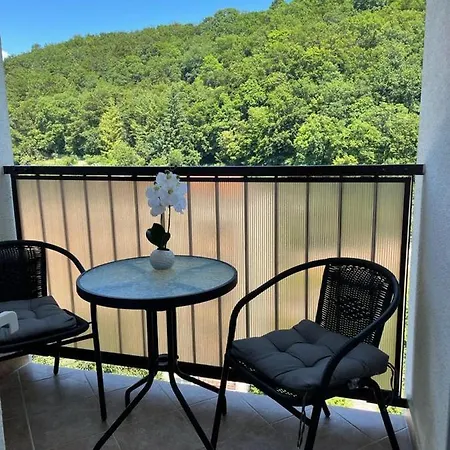 Finebyt Apartmán *